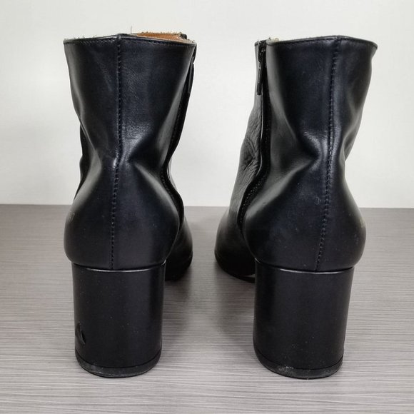 Common Projects Women By Zip Ankle Boot, Black Leather, Womens Size 11 / 41 - Picture 5 of 13